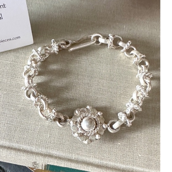Petra Pieces, authentic 925 stamped sterling silver bracelet - Picture 2 of 3